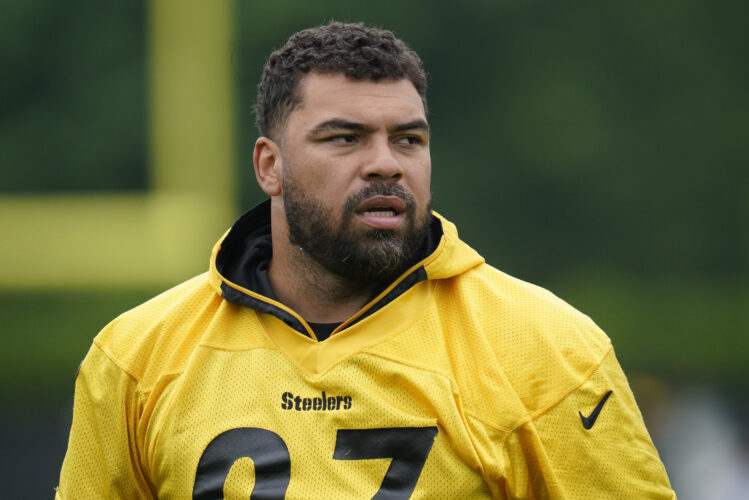 Steelers’ star Cam Heyward taking a wait-and-see approach